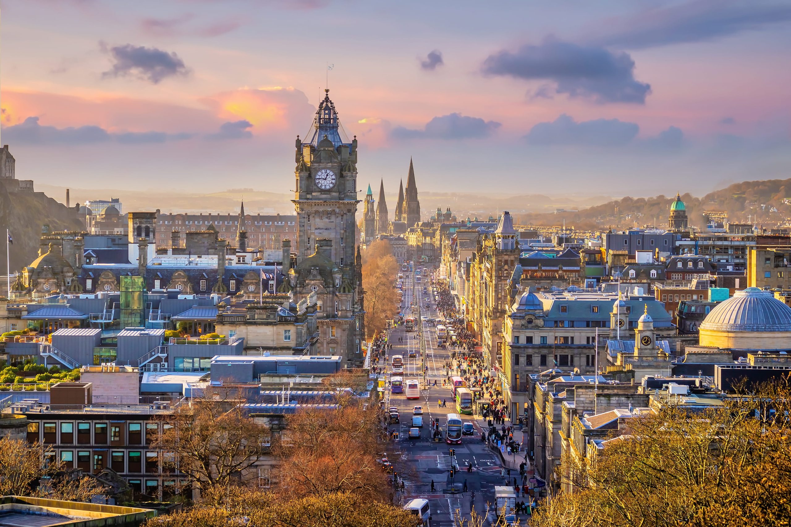 Image of Edinburgh city centre, home to our new kitchen showroom